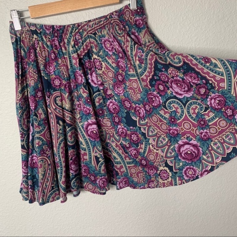 Lily White Floral Purple design Skirt